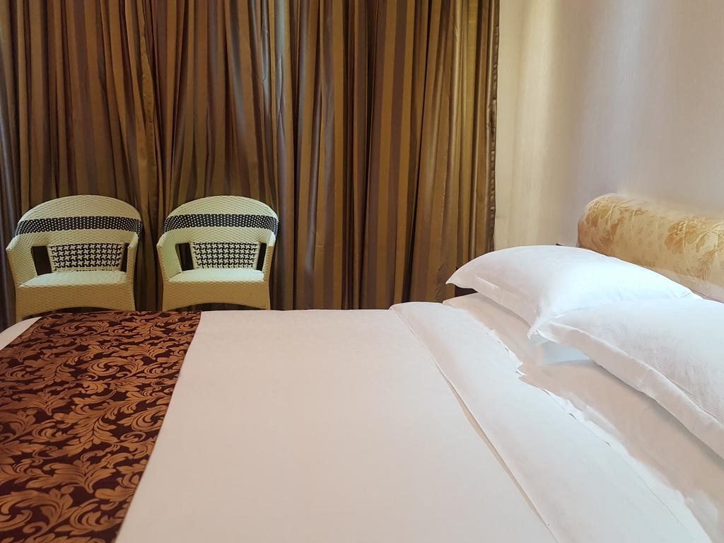 Jian Guo Grand Hotel Ban Si Khay Exterior photo