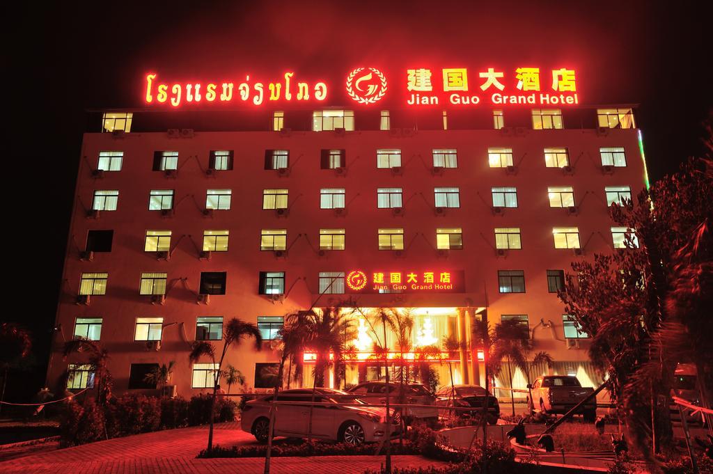 Jian Guo Grand Hotel Ban Si Khay Exterior photo