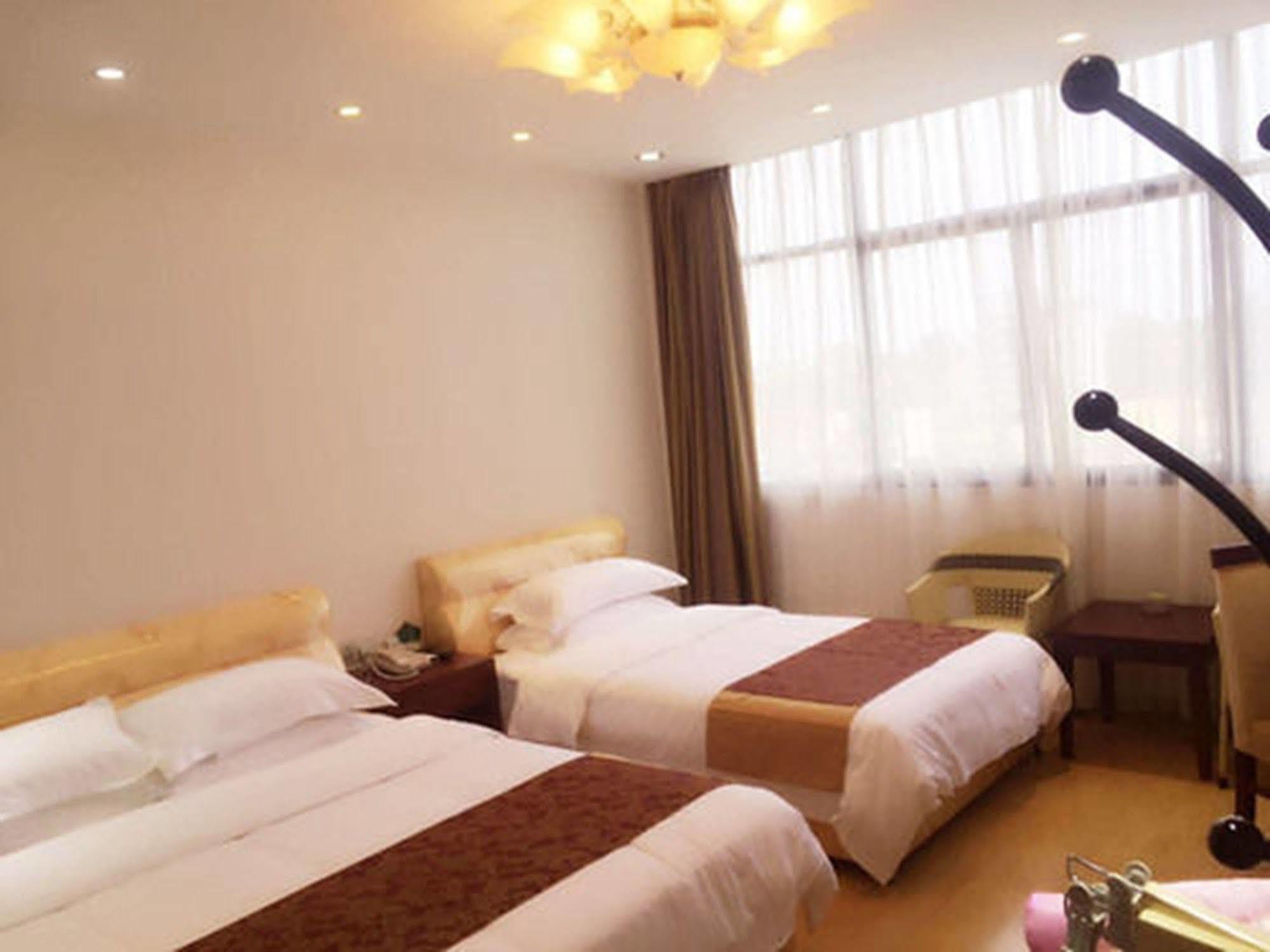 Jian Guo Grand Hotel Ban Si Khay Exterior photo