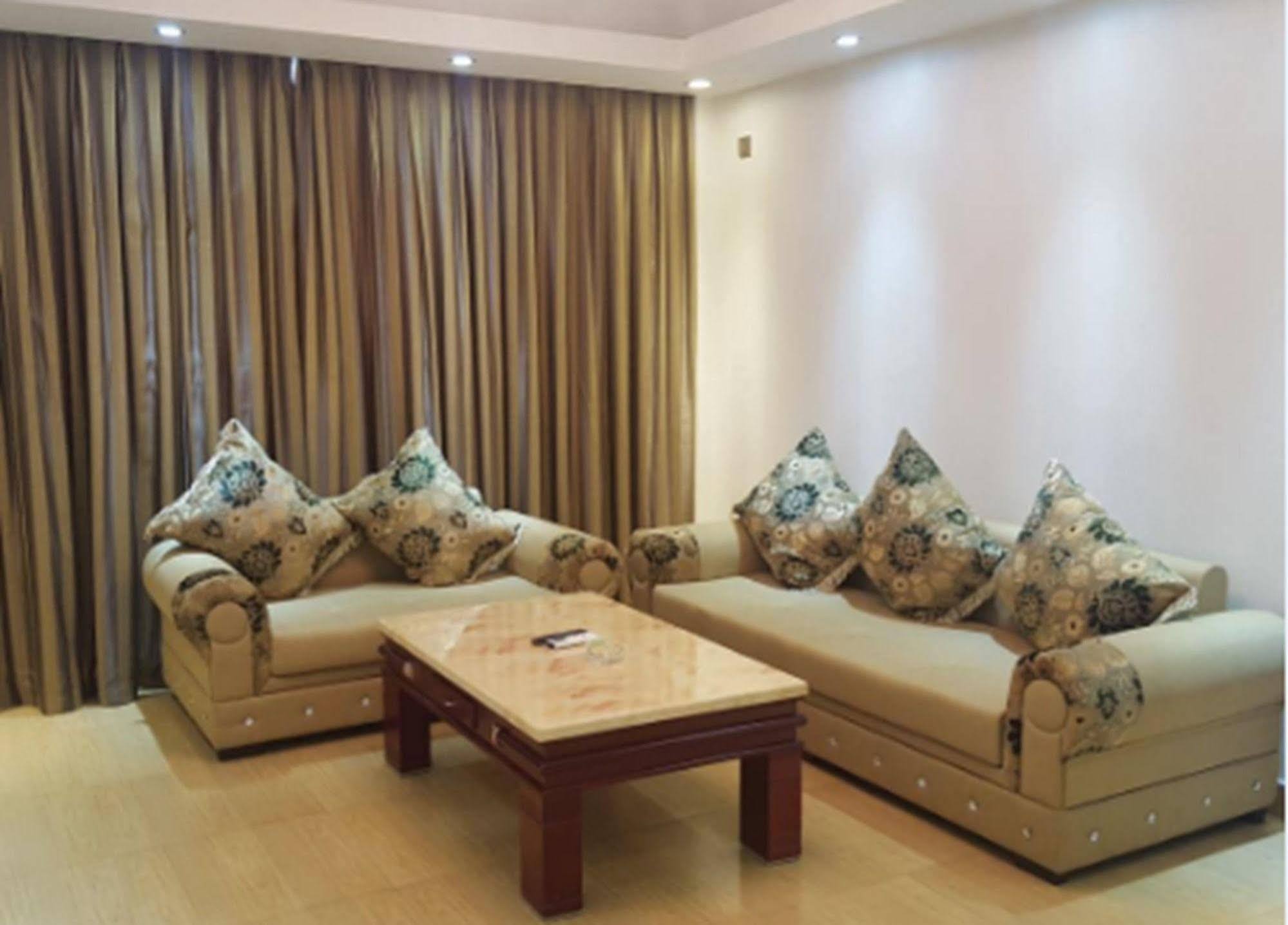 Jian Guo Grand Hotel Ban Si Khay Exterior photo