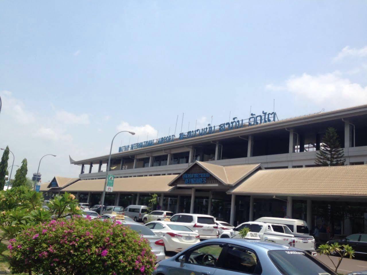 Jian Guo Grand Hotel Ban Si Khay Exterior photo